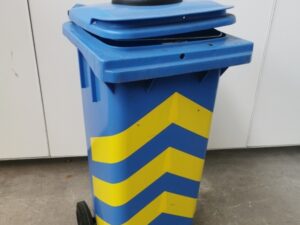 RECYCLING SYSTEM KUNSTSTOFFCONTAINER PET
