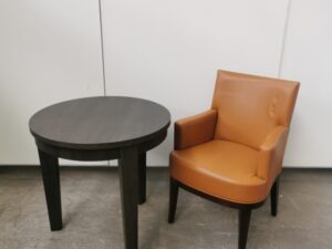 Tisch rund mit Polsterstuhl Möbel-Set