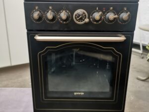 Gorenje Elektro-Standherd ECS5250-CLB - Retro-Design, fast neuwertig