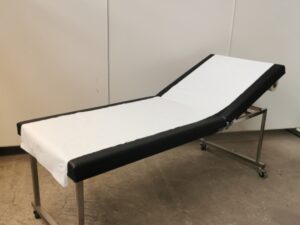 Ruheliege Massageliege Untersuchungsliege